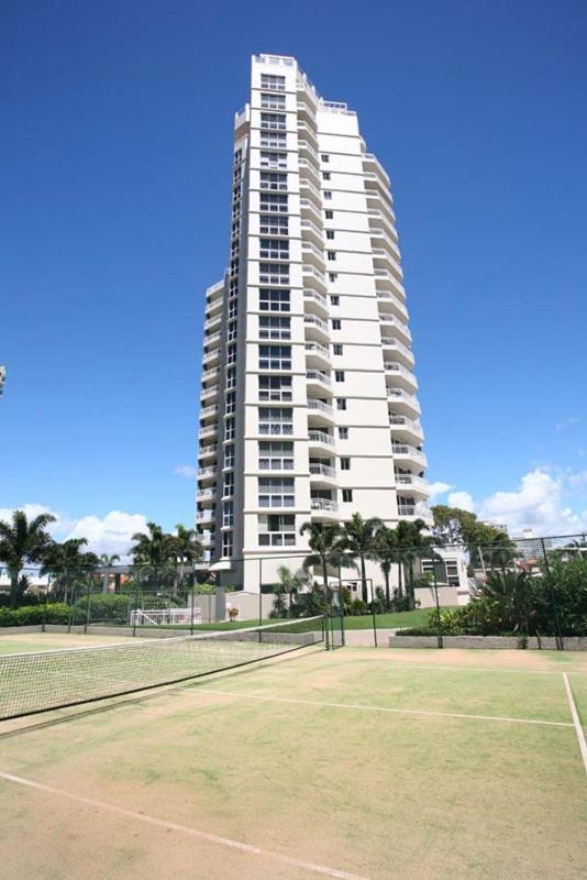 Ocean Sands Resort Gold Coast Exterior photo
